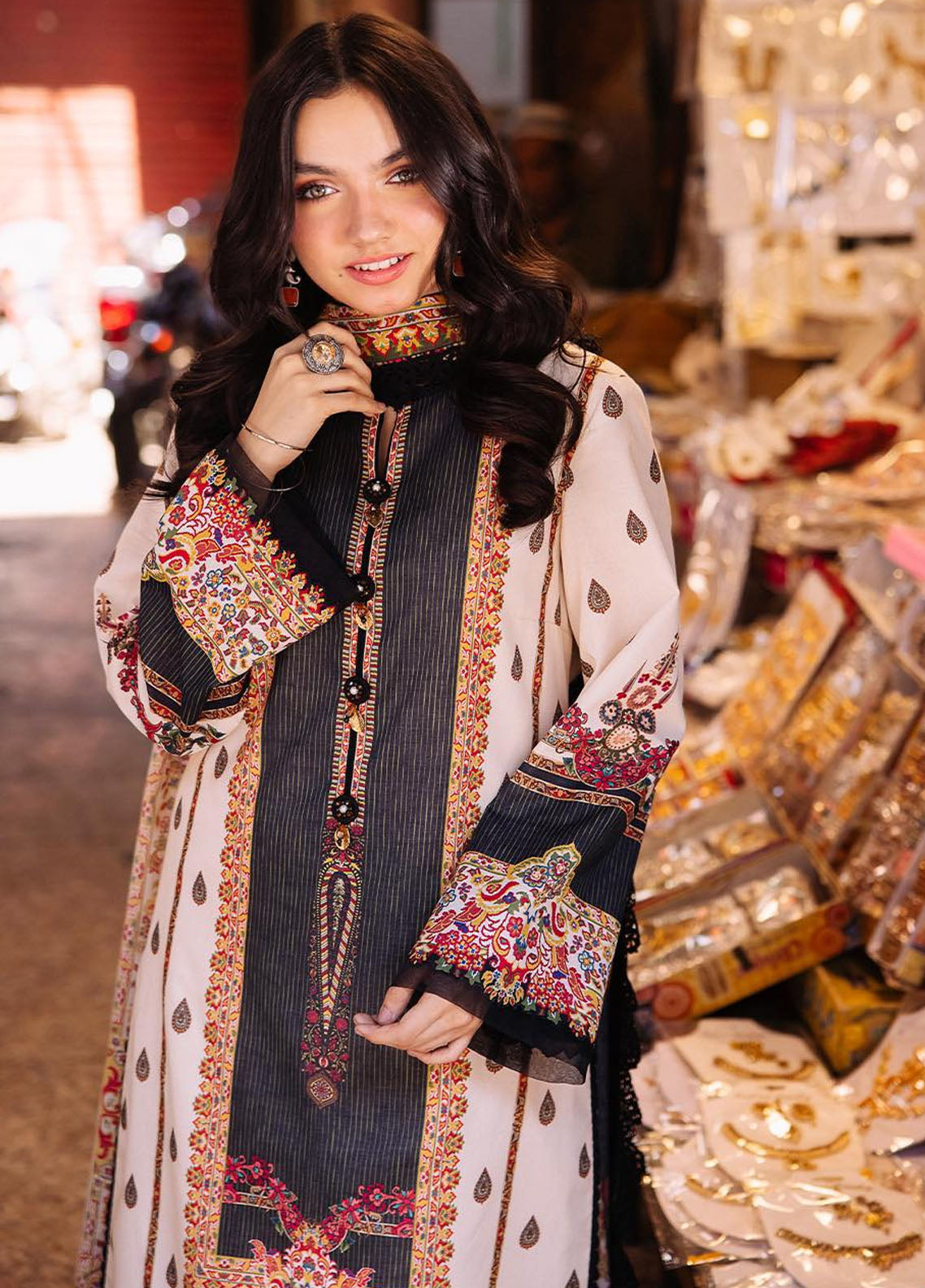 Asim Jofa Lawn - Unstitched 3 Piece Suit - AJBB-01 - Summer Collection 2025