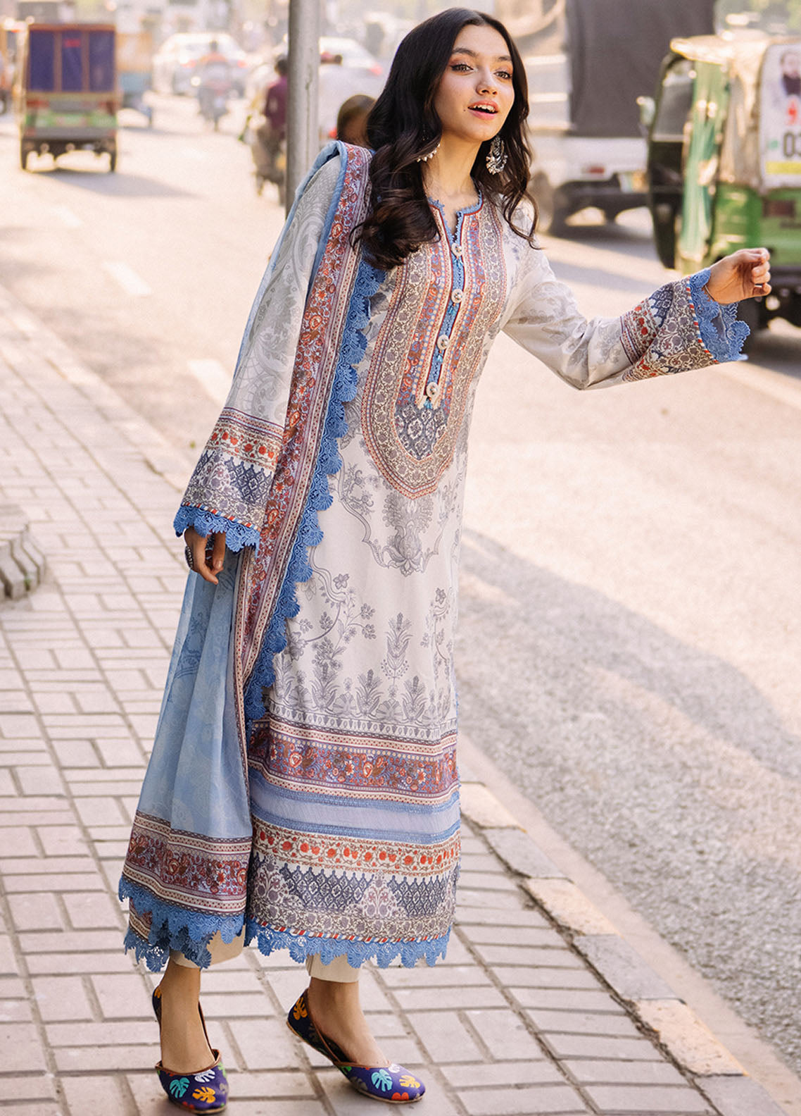 Asim Jofa Lawn - Unstitched 3 Piece Suit - AJBB-05 - Summer Collection 2025