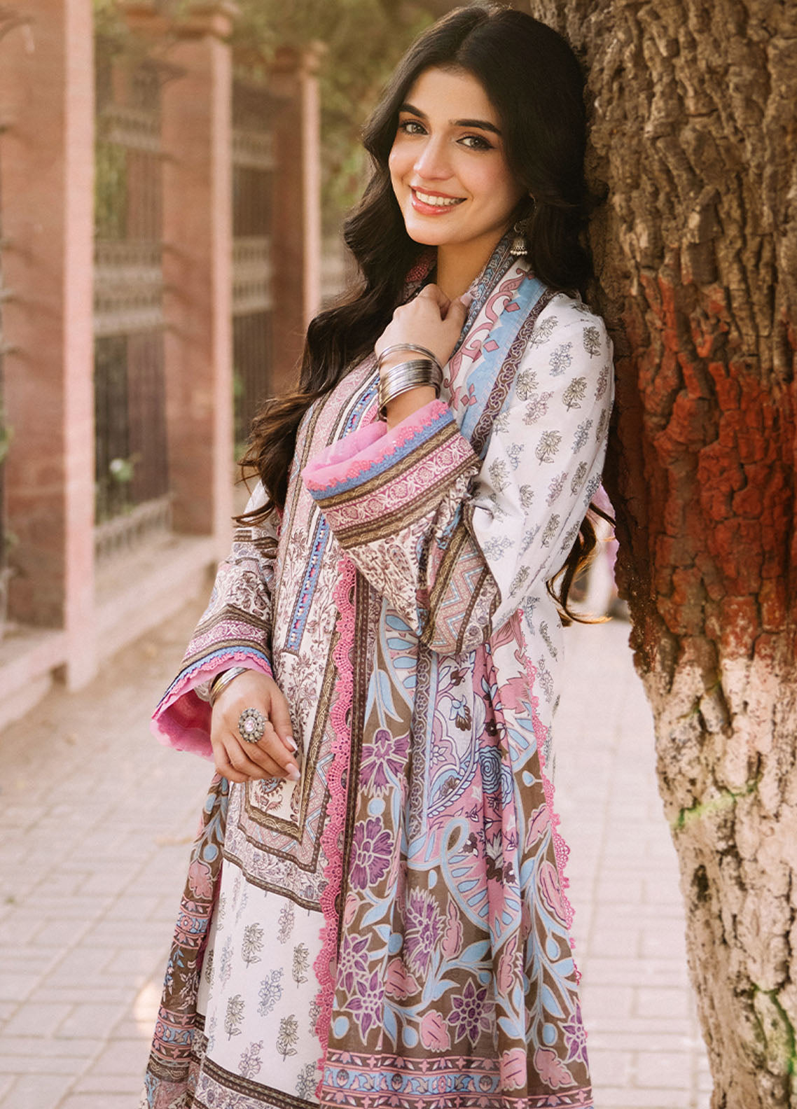 Asim Jofa Lawn - Unstitched 3 Piece Suit - AJBB-06 - Summer Collection 2025