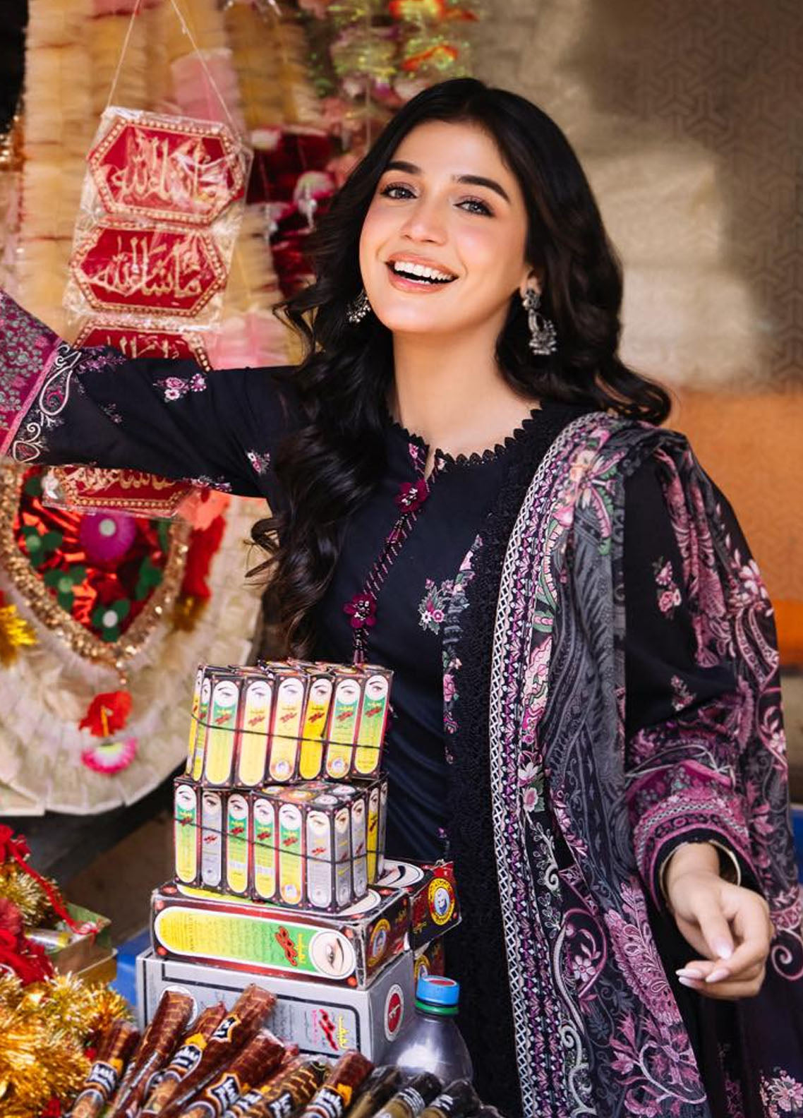Asim Jofa Lawn - Unstitched 3 Piece Suit - AJBB-19 - Summer Collection 2025
