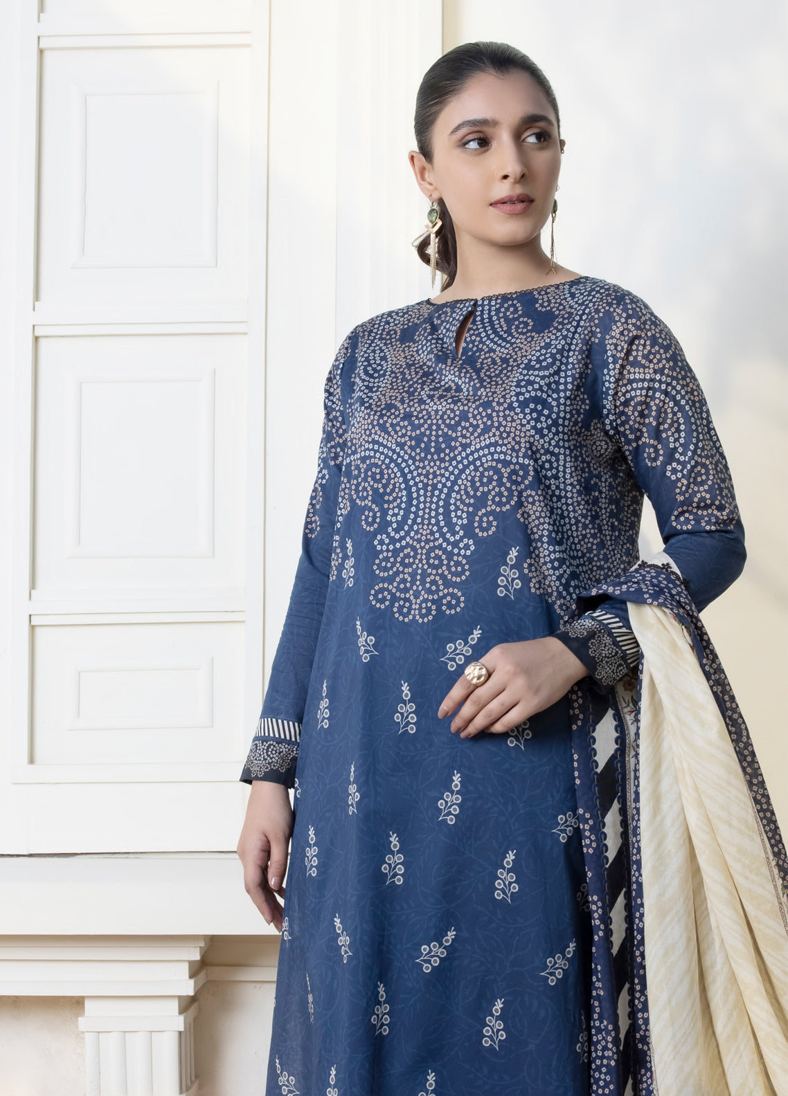 Sapphire Lawn - Unstitched 3 Piece - PDAY22V318WS - Summer Collection 2025